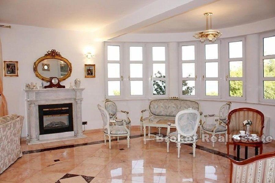 Villa med havsutsikt