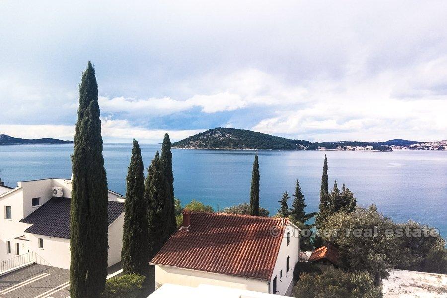 Building land with sea view, for sale