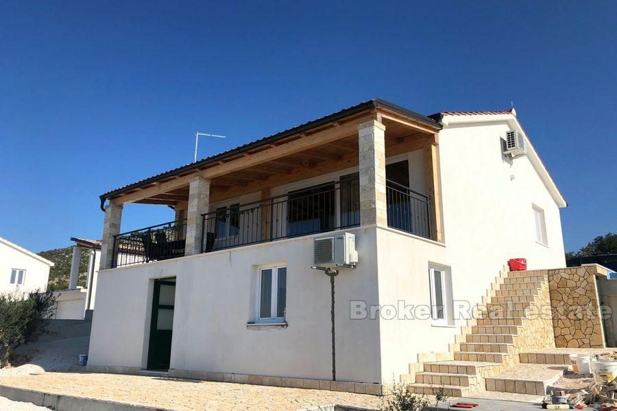 Vila s otevřeným výhledem na moře, k prodeji