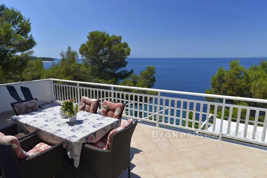 Dom pierwszy rząd do morza