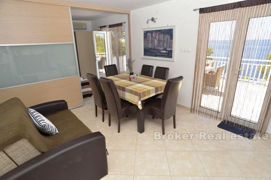 Dom pierwszy rząd do morza