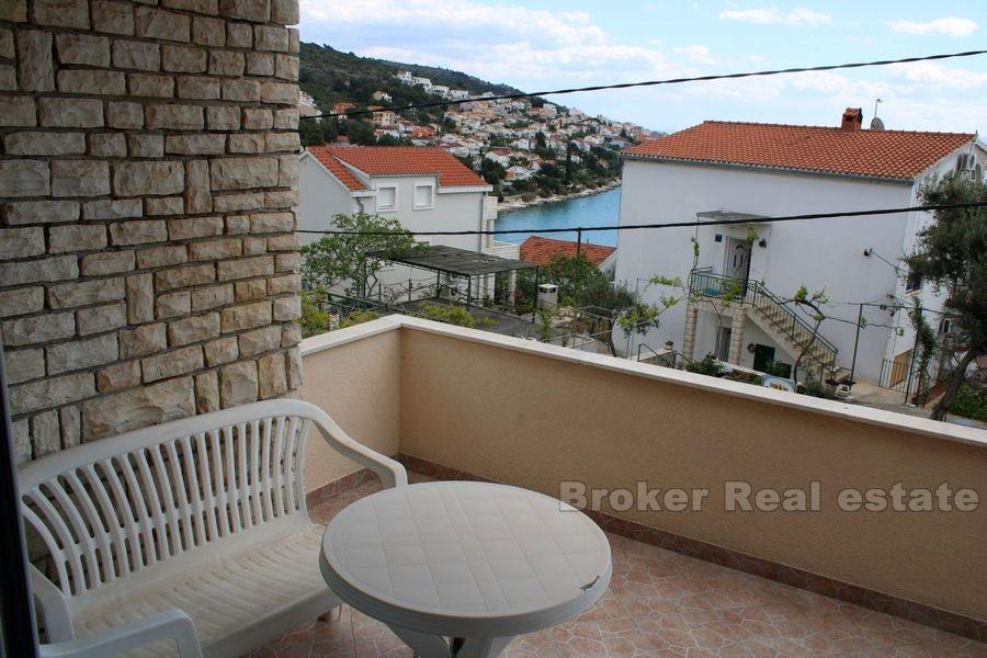 Detached house near the beach and the sea