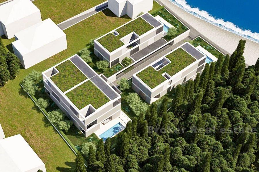 Building plot, first row to the sea, for sale