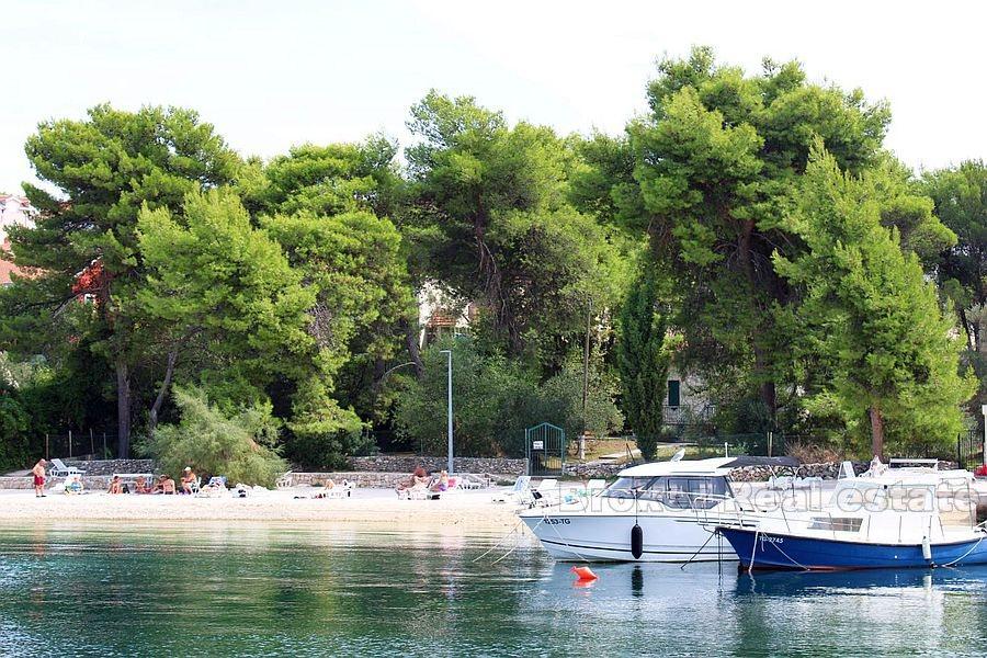 Terrain à bâtir, en bord de mer, à vendre