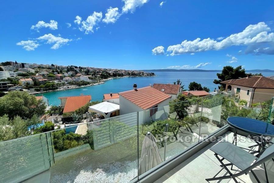 Beautifully decorated villa with sea view