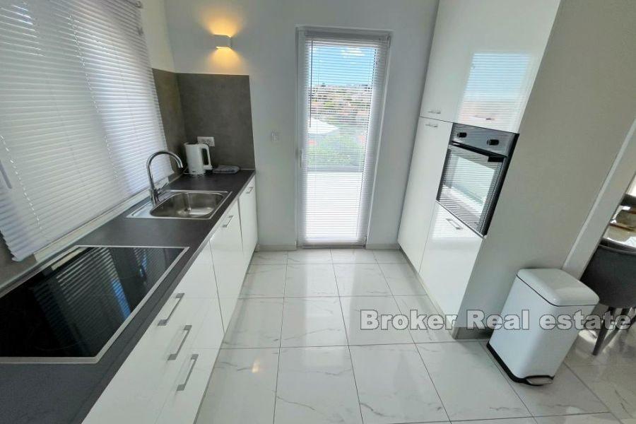 Beautifully decorated villa with sea view