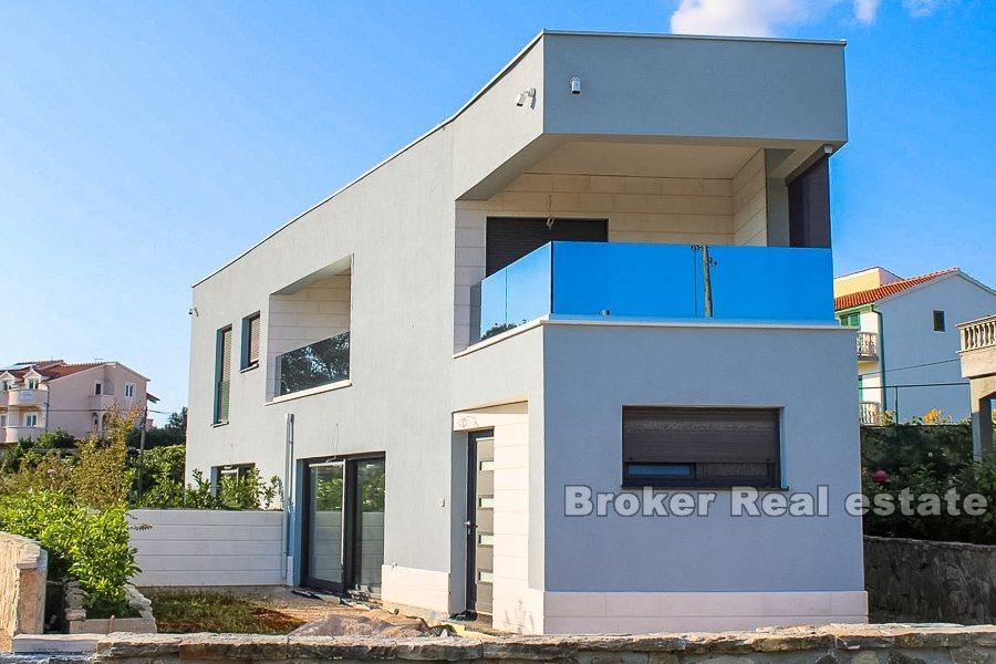Nowo wybudowane apartamenty w pobliżu plaży, na sprzedaż