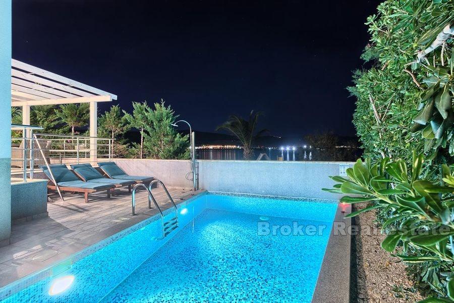 Unique Villa in the first row to the sea