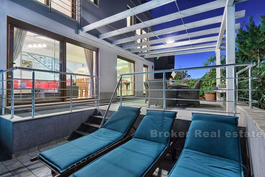 Unique Villa in the first row to the sea