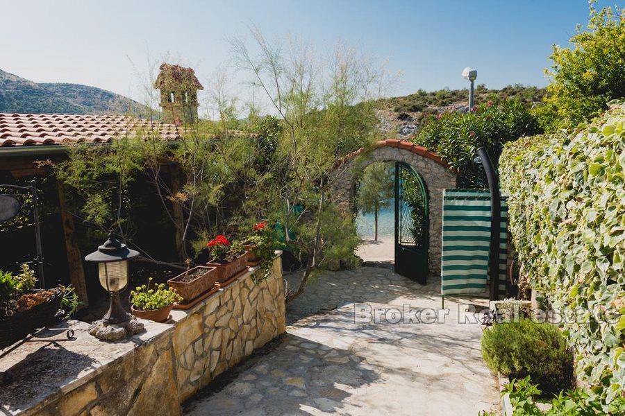 Charming house directly on the beach