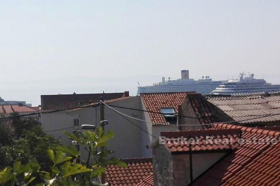 Centrum, pěkný byt se dvěma ložnicemi