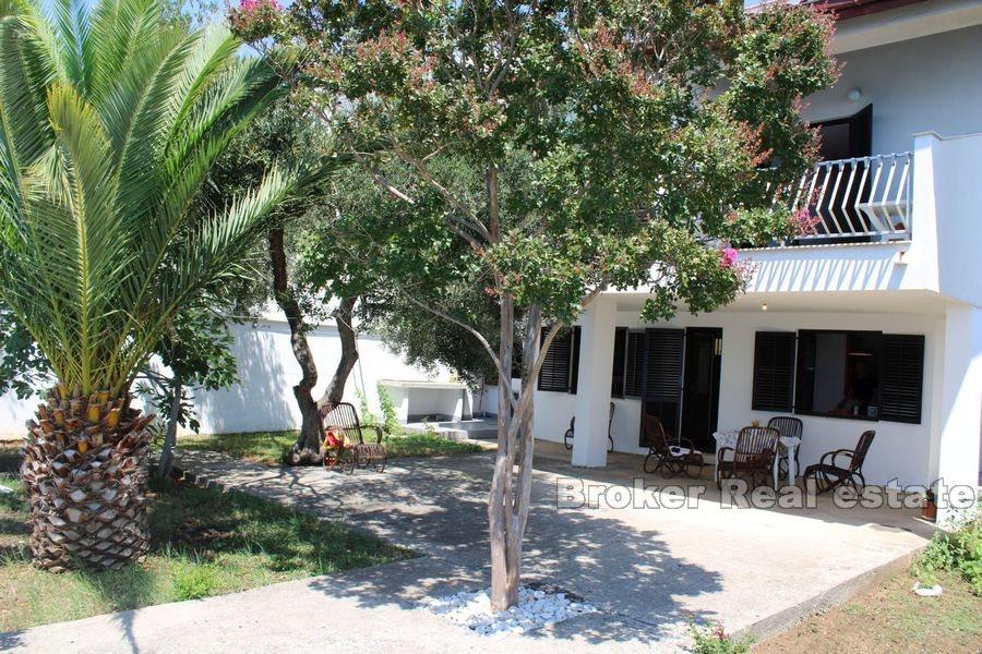 Nice detached house first row to the sea