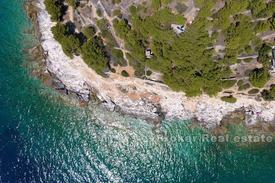 Robinson hus första raden till havet