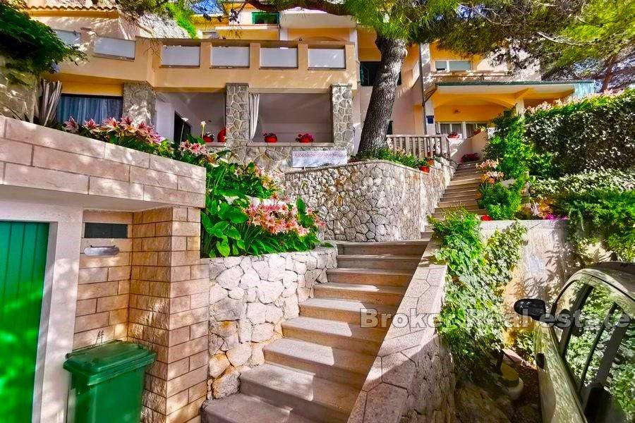 House first row to the sea