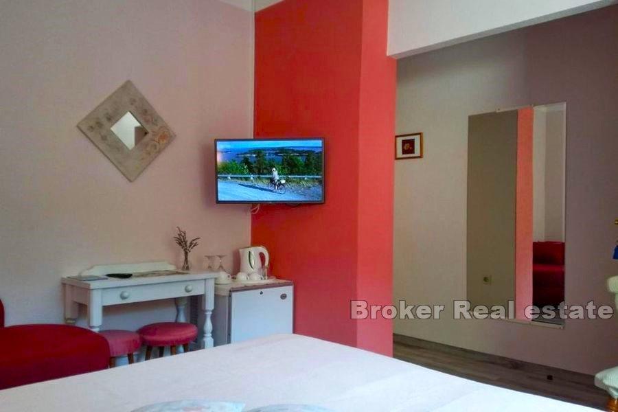 House first row to the sea