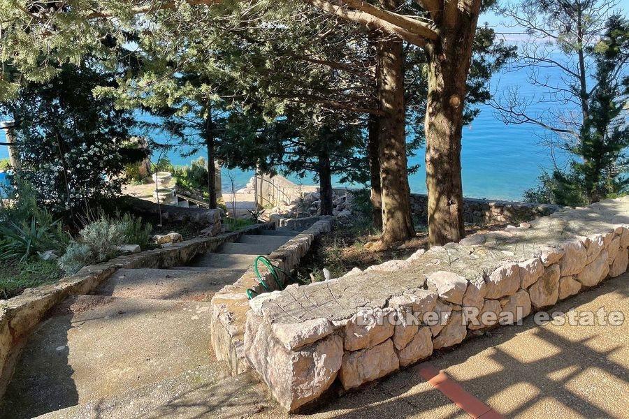 Mittelmeerhaus erste Reihe zum Meer