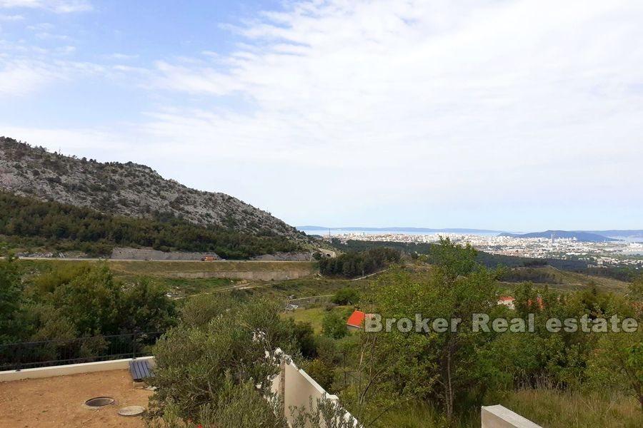 Klis, bygningsareal med utsikt over Split