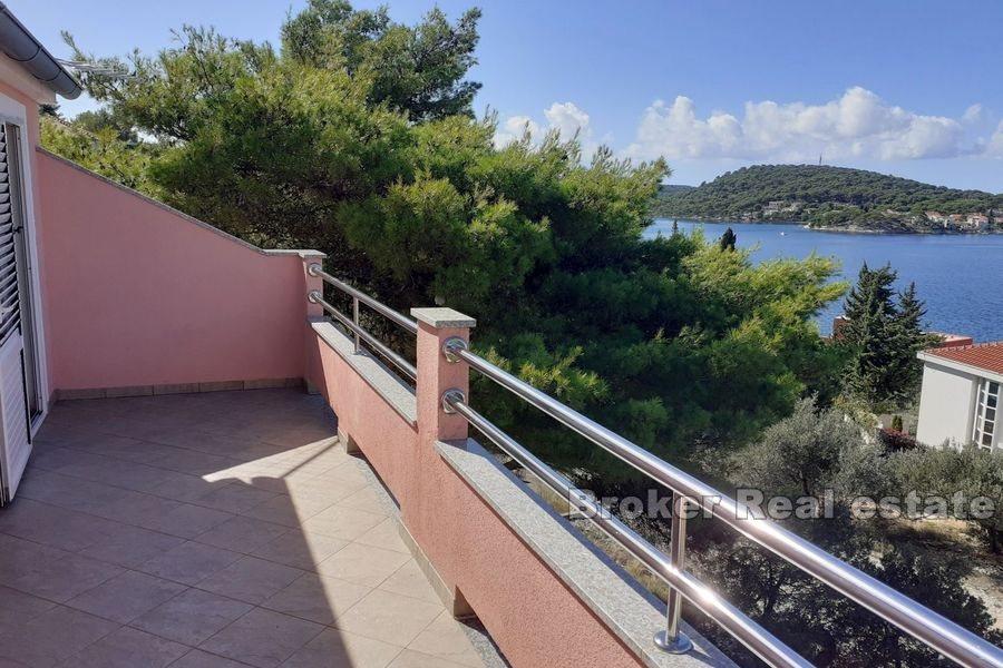 Hus med flere leiligheter