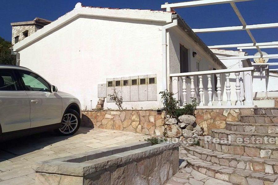 Maison individuelle avec 5 appartements