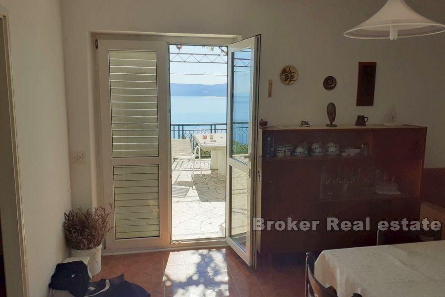 Casa con vista sul mare aperto