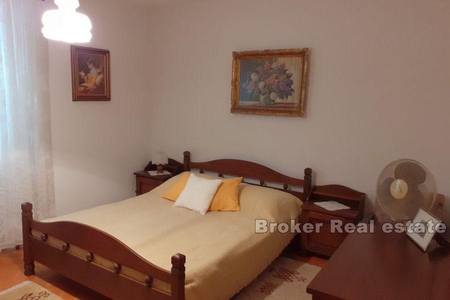 House with open sea view