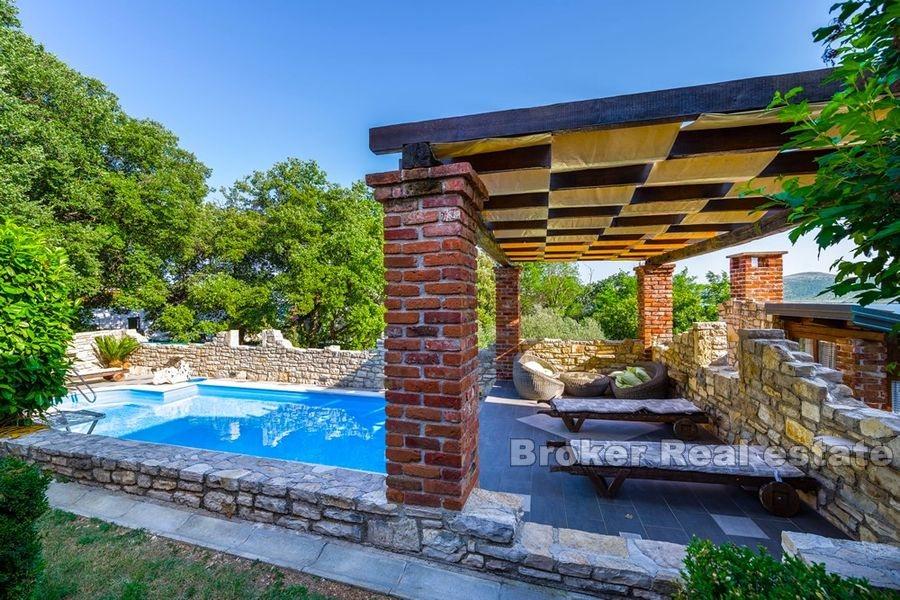 Villa with pool and additional stone house