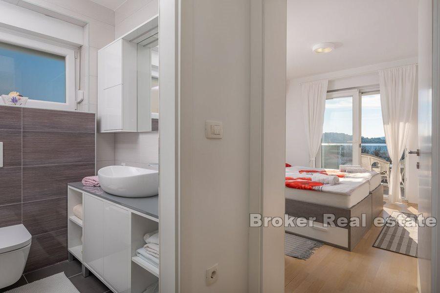 Luxury villa by the beach