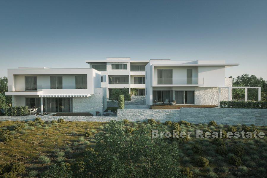 Villa neuve avec piscine et vue mer