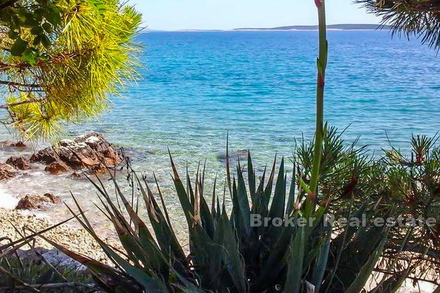 Apartment house, seafront