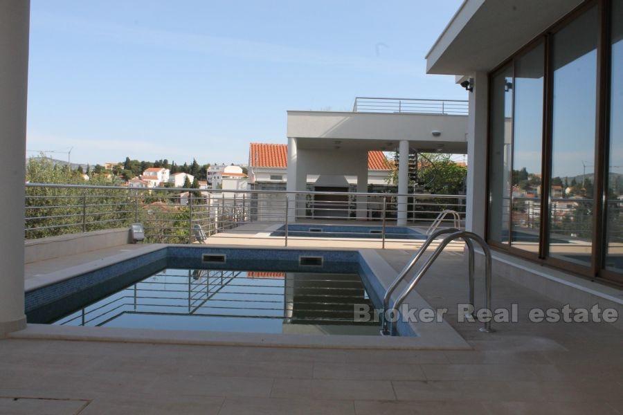 Moderne villa, til salgs