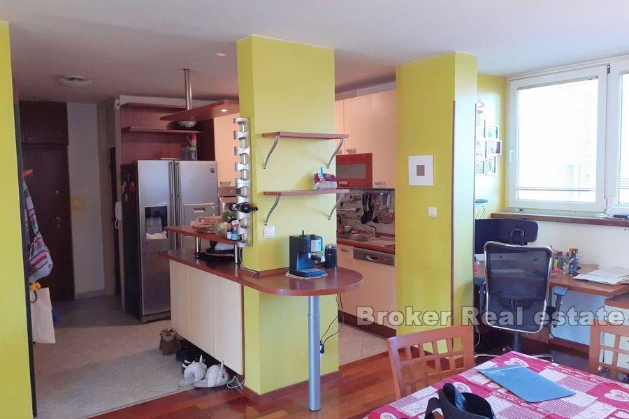 Pujanke, comfortable three bedroom apartment of 99m2