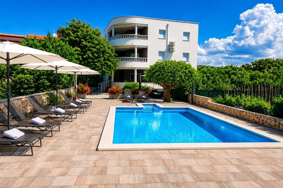 001-2021-263-rogoznica-apartment-villa-near-sea-for-sale