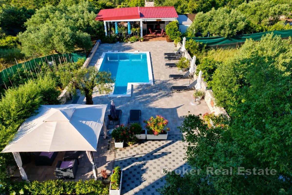 Квартира вилла в первом ряду от моря и пляжа