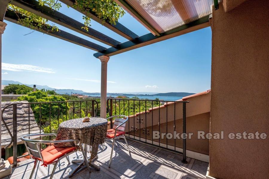 Villa with panoramic views of the sea and islands