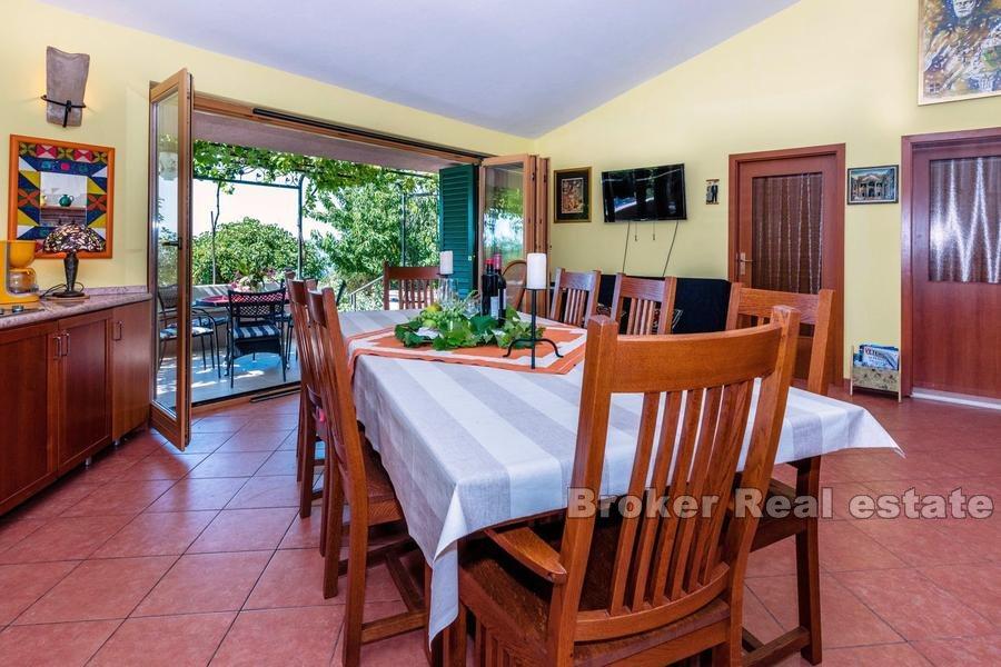 Villa with panoramic views of the sea and islands