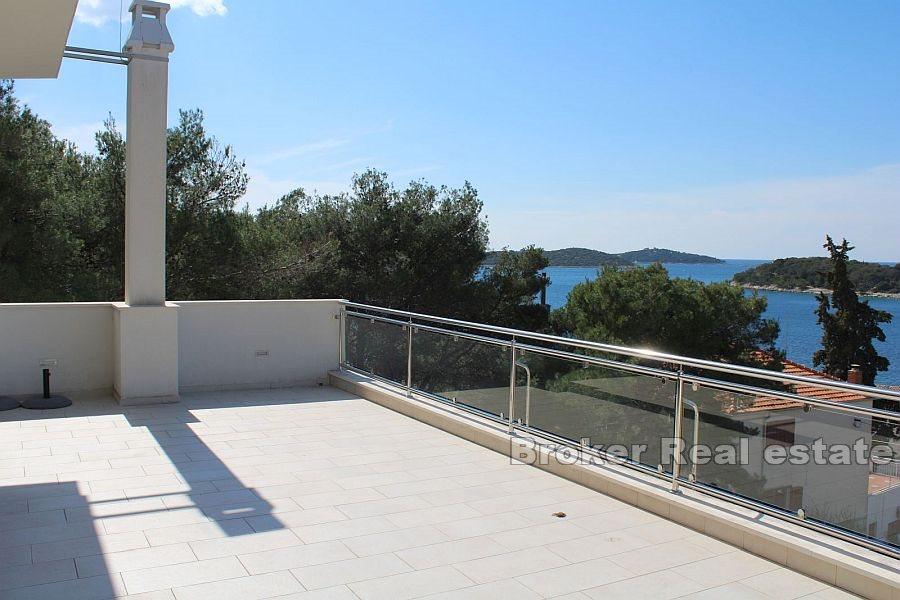 Superb villa, for sale