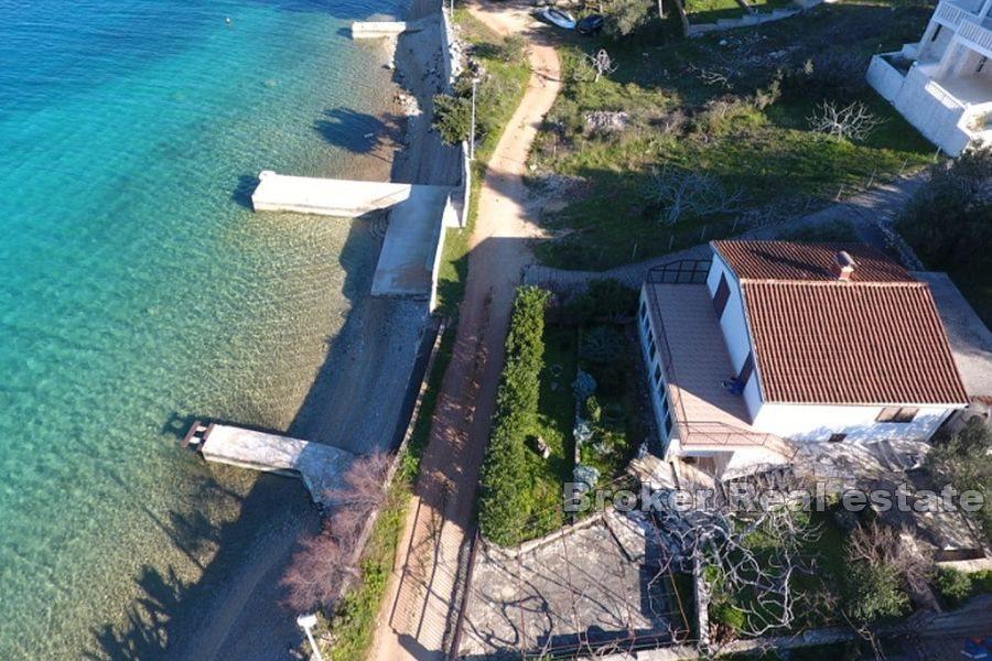 House first row to the sea