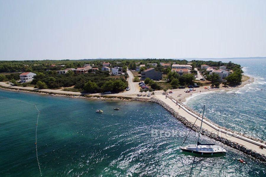 Građevinsko zemljište prvi red do mora