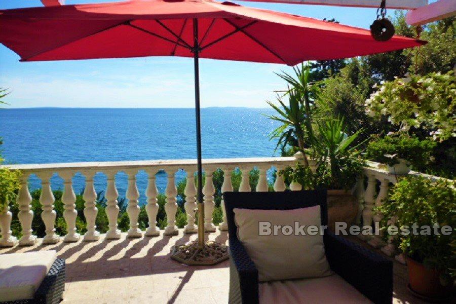 Hus första raden till havet