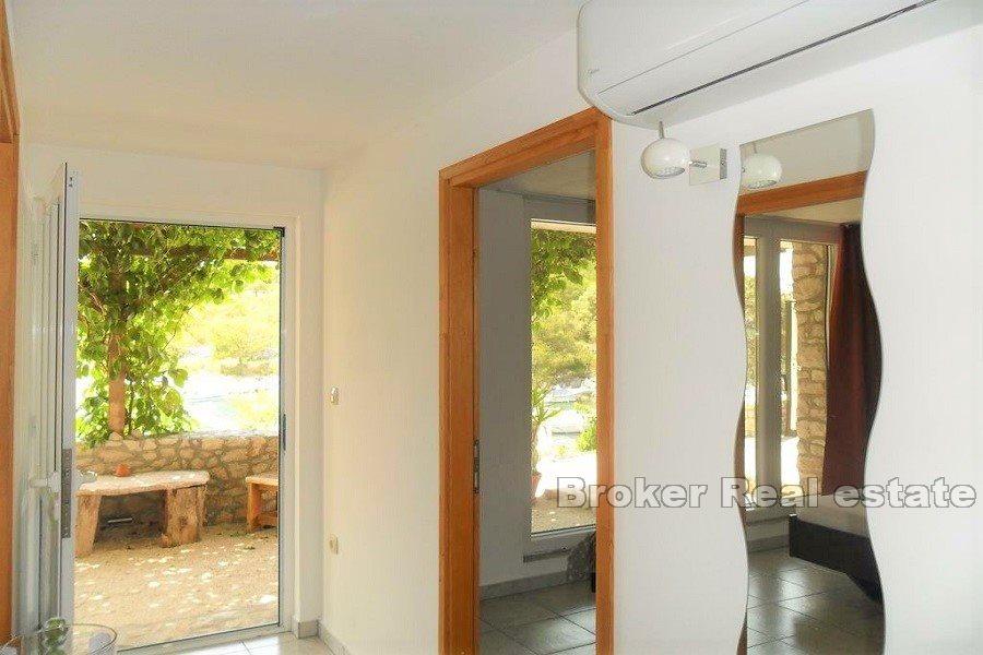 Hus første rad til sjøen