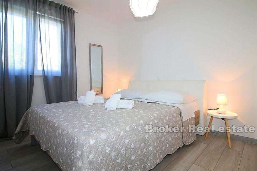 Apartmenthaus erste Reihe zum Meer