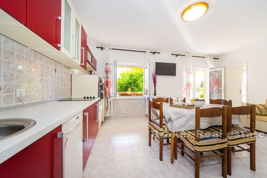 Charming house in the first row to the sea