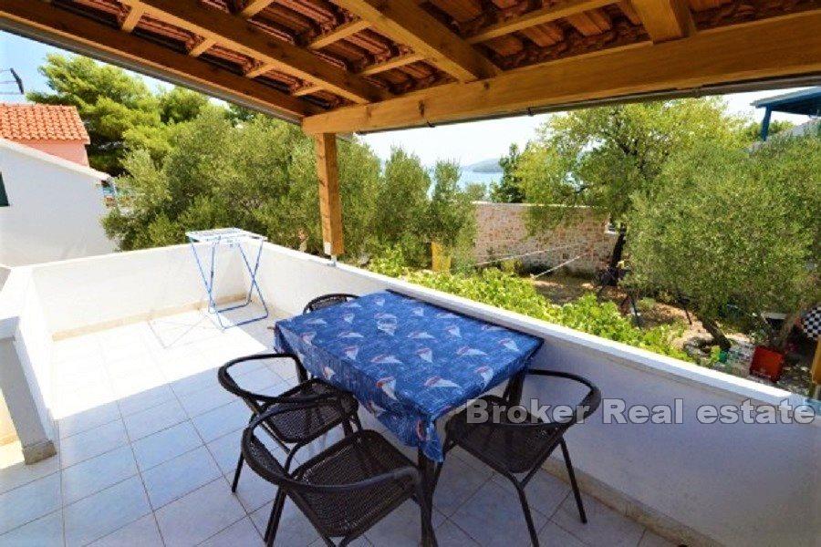 Två hus första raden till havet