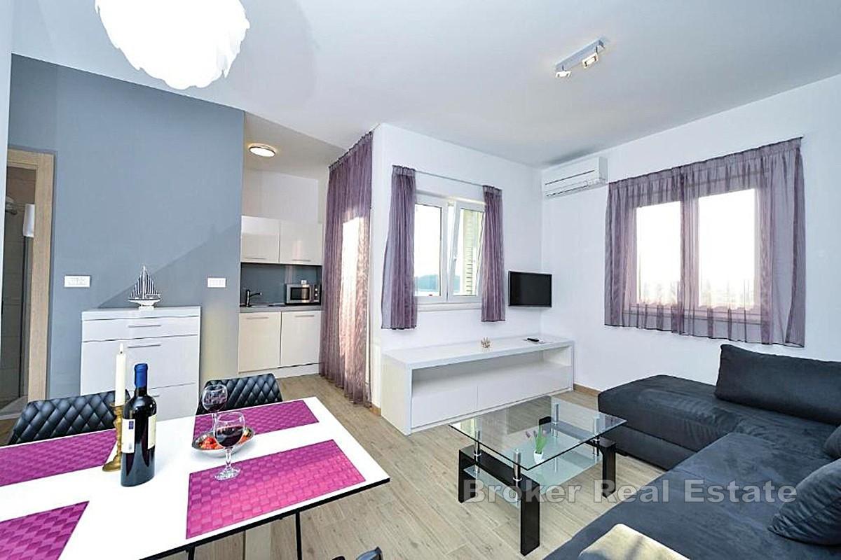 Atrakcyjna willa apartamentowa z widokiem na morze