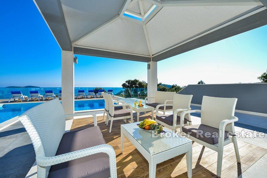 Graziosa villa appartamento con vista mare