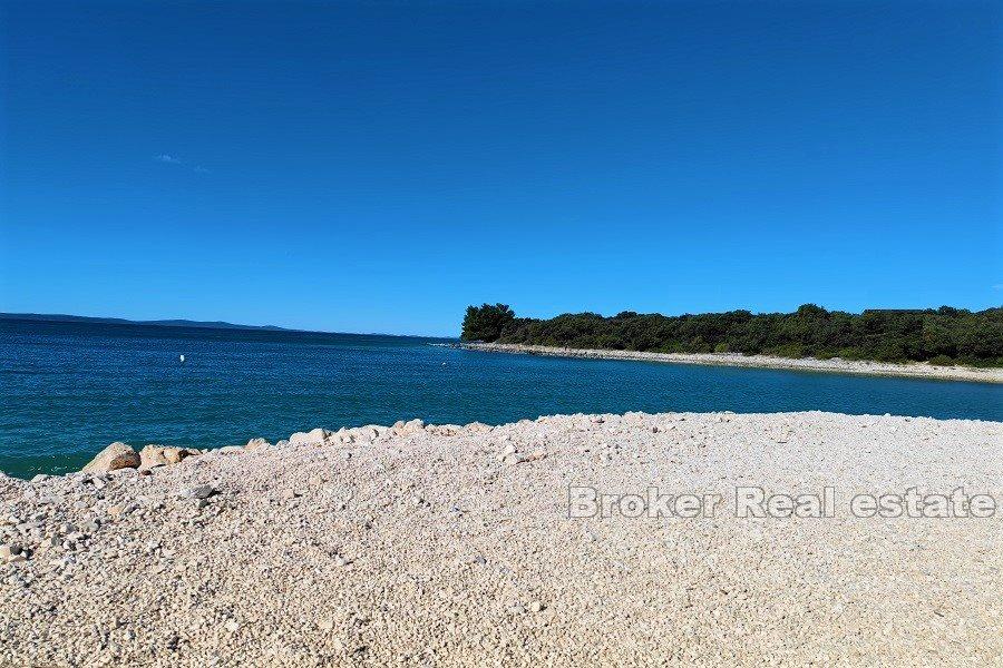 Terrain à bâtir première rangée de la mer
