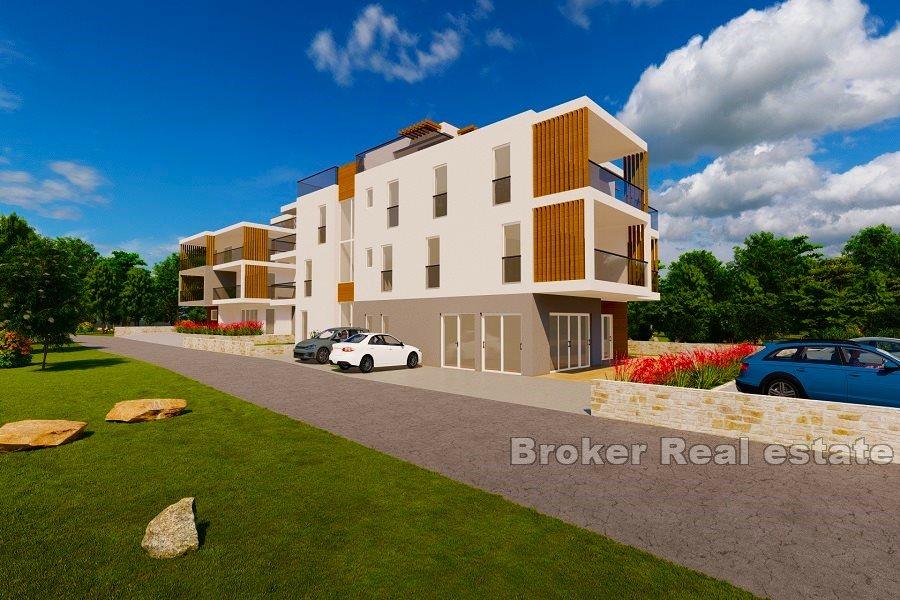 Luxury newly built apartments by the sea