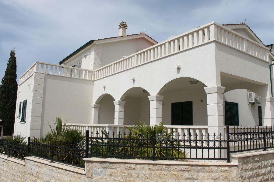 Villa attraente, in vendita