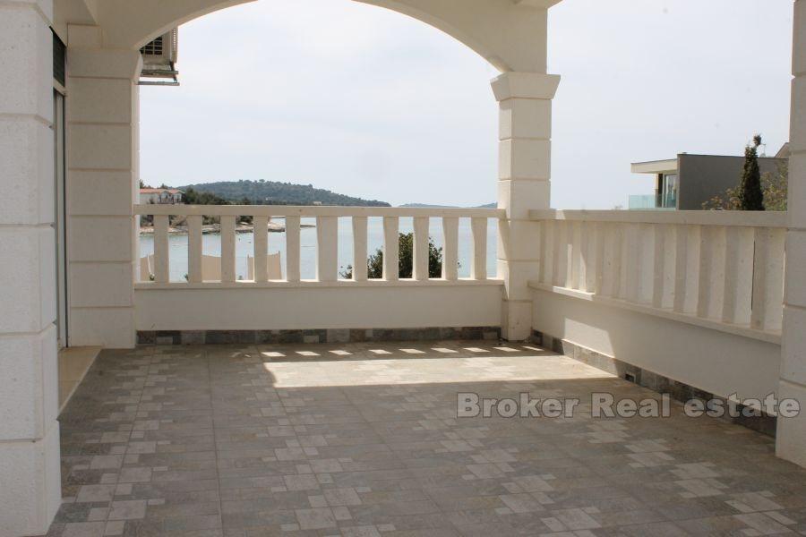 Attractive villa, for sale