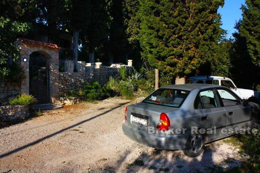 Building land with sea view